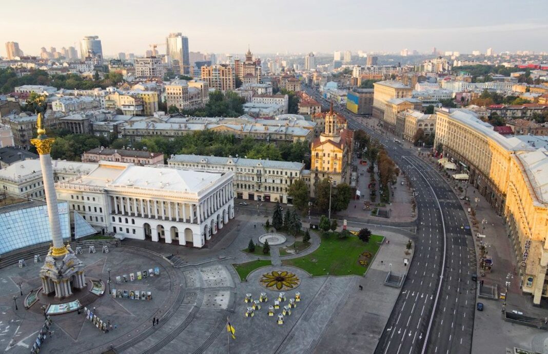 Вулиця Хрещатик. Фото: village.com